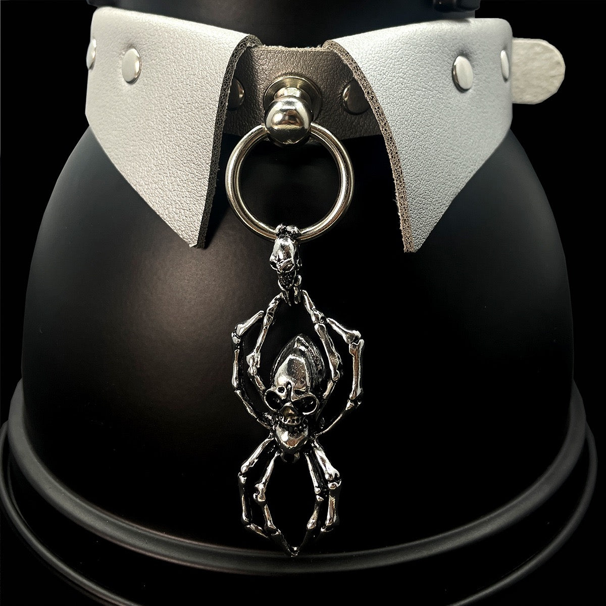 Spider Chic Submissive Collar - Master Love Exclusive Collection